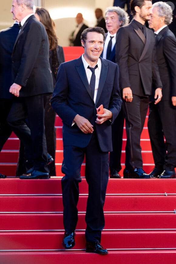 Nicolas Bedos - Montée des marches du film « Mascarade » lors du 75ème Festival International du Film de Cannes. Le 27 mai 2022 © Cyril Moreau / Bestimage  Red carpet of the movie « Mascarade » during the 75th Cannes International Film Festival. On may 27th 2022