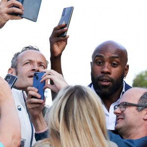 Teddy Riner - Parade des champions, avec les médaillés olympiques, à l'occasion des Jeux Olympiques et Paralympiques Paris 2024, sur l'avenue des Champs-Elysées à Paris. Le 14 juillet 2024 © Stéphane Lemouton / Bestimage 