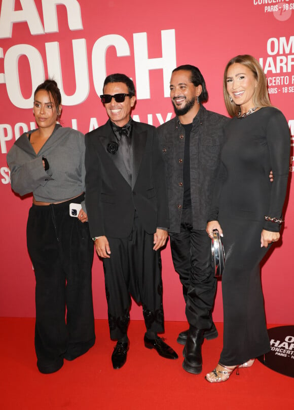 Amel Bent, Omar Harfouch, Slimane et Vitaa au photocall du "concerto pour la paix" de Omar Harfouch au Théâtre des Champs-Elysées à Paris le 18 septembre 2024. © Coadic Guirec / Bestimage 