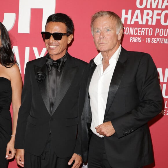 Danièle Dubosc, Omar Harfouch et Franck Dubosc au photocall du "concerto pour la paix" de Omar Harfouch au Théâtre des Champs-Elysées à Paris le 18 septembre 2024. © Coadic Guirec / Bestimage 