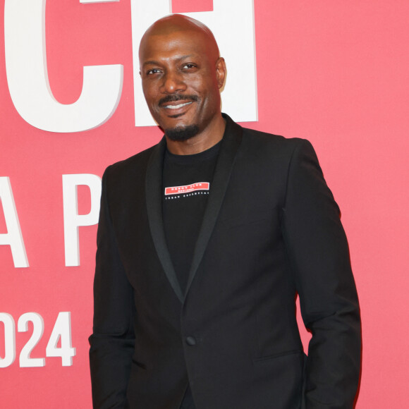 Harry Roselmack au photocall du "concerto pour la paix" de Omar Harfouch au Théâtre des Champs-Elysées à Paris le 18 septembre 2024. © Coadic Guirec / Bestimage 