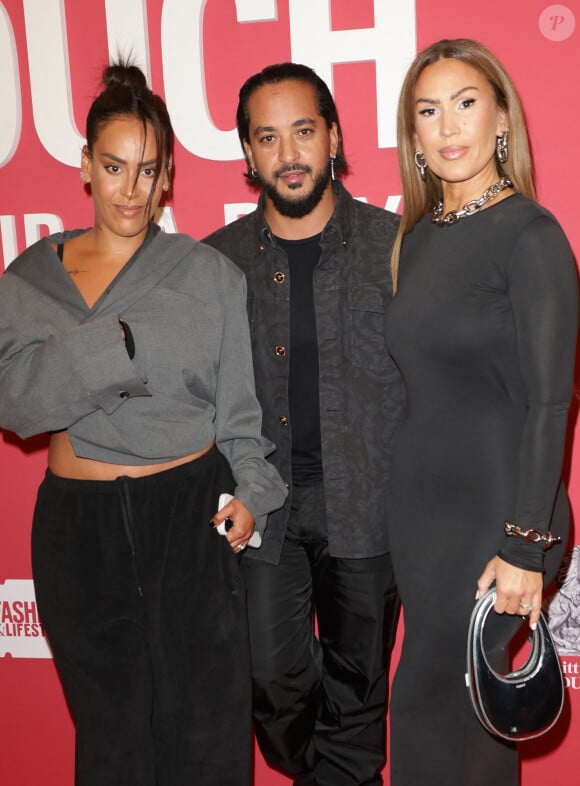 
Amel Bent, Slimane et Vitaa au photocall du "concerto pour la paix" de Omar Harfouch au Théâtre des Champs-Elysées à Paris le 18 septembre 2024. © Coadic Guirec / Bestimage 