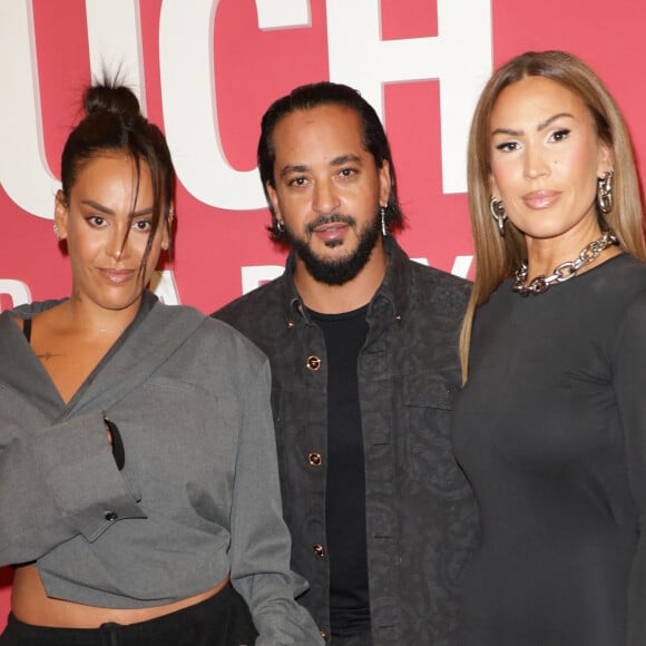 
Amel Bent, Slimane et Vitaa au photocall du "concerto pour la paix" de Omar Harfouch au Théâtre des Champs-Elysées à Paris le 18 septembre 2024. © Coadic Guirec / Bestimage 