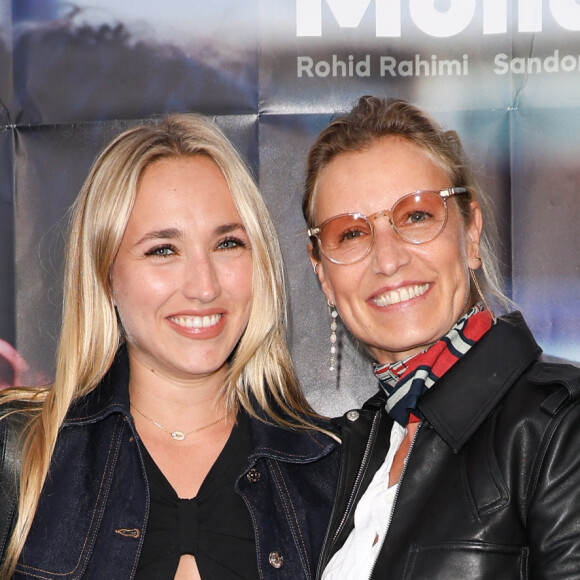 Chloé Jouannet et sa mère Alexandra Lamy - Avant-première du film "Nouveau Monde" au Cinéma Espace Saint-Michel à Paris le 19 juin 2024. © Coadic Guirec/Bestimage