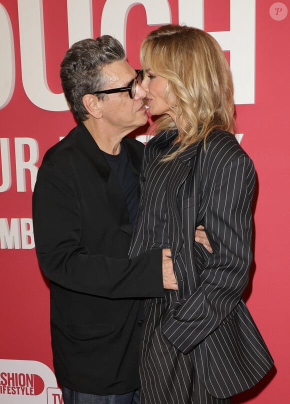 Marc Lavoine et Adriana Karembeu au photocall du "concerto pour la paix" de Omar Harfouch au Théâtre des Champs-Elysées à Paris le 18 septembre 2024