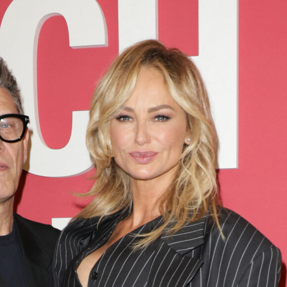 Marc Lavoine et Adriana Karembeu au photocall du "concerto pour la paix" de Omar Harfouch au Théâtre des Champs-Elysées à Paris le 18 septembre 2024.