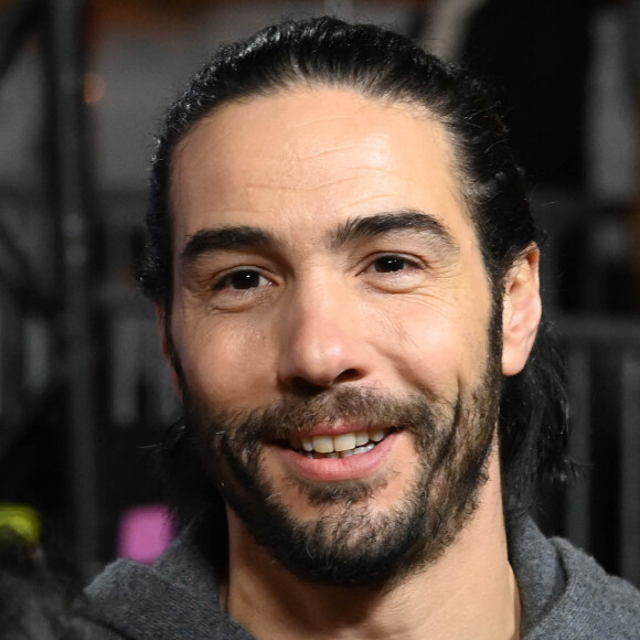 Tahar Rahim - Inauguration des illuminations de l'Avenue des Champs-Elysées à Paris le 20 novembre 2022. ©oadic Guirec/Bestimage