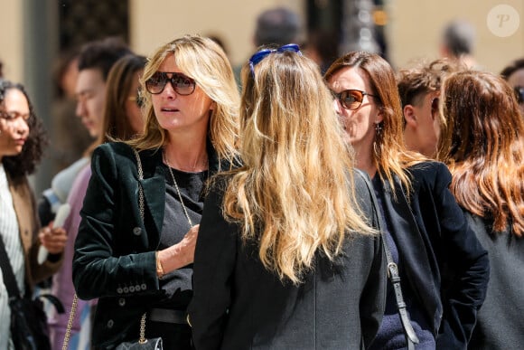 Sarah Poniatowski (Lavoine), sa fille Yasmine Lavoine et Juliette Boudre - Arrivées aux obsèques du prince Jean-Stanislas Poniatowski en l'Eglise polonaise à Paris, France, le 29 avril 2024. © Jacovides-Moreau/Bestimage