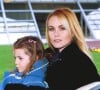 Laeticia Hallyday est aussi très proche de sa demi-soeur Margaux Thibaut avec qui elle a vingt et un ans de différence, née du remariage de sa maman Françoise Thibaut après sa rupture avec son père André Boudou.
Laeticia Hallyday au Futuroscope avec sa demi-soeur Margax à Poitiers.