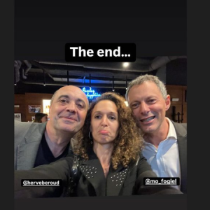 Et une autre où elle a le visage triste avec le commentaire : "The end..." 
Marc-Olivier Fogiel et Hervé Beroud quitte BFMTV et ont organisé une fête d'adieux. Instagram