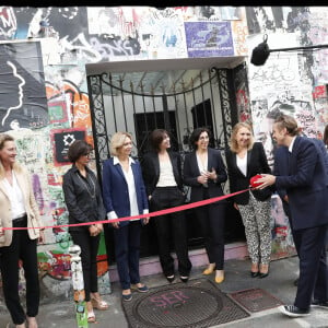 Une lourde décision judiciaire a été prise
Lorraine Dauchez, Fondatrice, ARTEUM, Rachida Dati, maire du 7ème arrondissement de Paris, Valérie Pécresse, présidente du conseil régional d'Ile de France, Charlotte Gainsbourg, Rima Abdul Malak, ministre de la culture, Carine Rolland, adjointe à la culture de la maire de Paris lors de l'inauguration de la Maison Gainsbourg, rue de Verneuil à Paris le 14 septembre 2023. © Alain Guizard / Bestimage