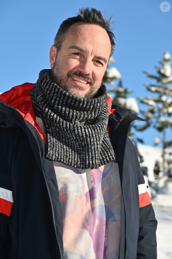 Jarry posant pour un photocall lors du 26e Festival du film de comédie à L'Alpe d'Huez, France, le 19 janvier 2023. Photo par Mireille Ampilhac/ABACAPRESS.COM