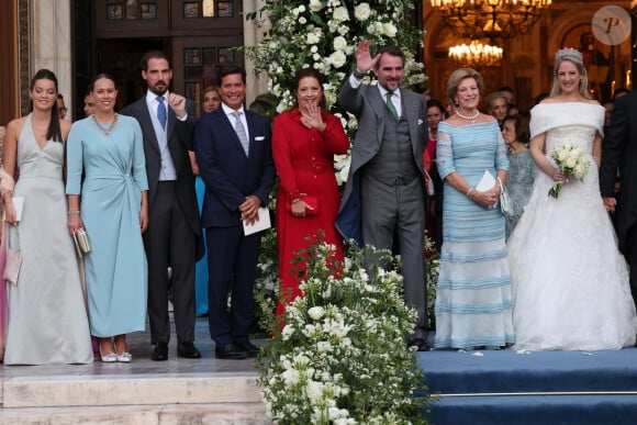 Mariage de la princesse Theodora de Grèce et Matthew Kumar en la cathédrale de l'Annonciation à Athènes le 28 septembre 2024 Théodora de Grèce et Matthew Kumar quittent la cathédrale de l'Annonciation de Sainte-Marie, désormais mari et femme, et posent avec leur famille, le 28 septembre 2024, à Athènes, en Grèce. MARIAGE José Ruiz / Europa Press 28/09/2024