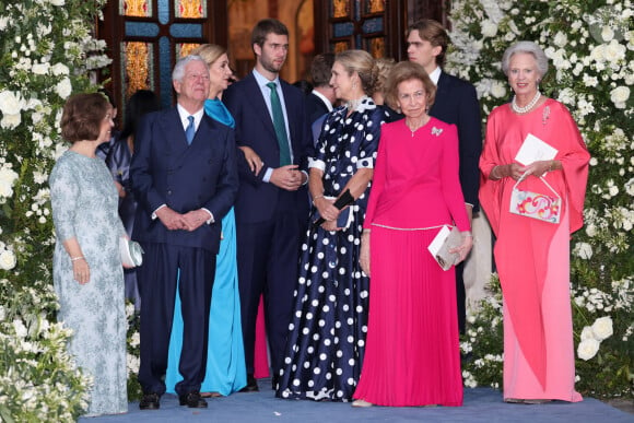 Mariage de la princesse Theodora de Grèce et Matthew Kumar en la cathédrale de l'Annonciation à Athènes le 28 septembre 2024 Katherine Batis, Alexandre de Serbie, l'Infante Cristina, Juan Urdangarin, la Reine Sofia, l'Infante Elena, Miguel Urdangarin et la Princesse Benedicta de Danemark quittent la Cathédrale de l'Annonciation de Sainte-Marie où ils ont assisté au mariage entre Théodora de Grèce et Matthew Kumar, le 28 septembre 2024, à Athènes (Grèce). MARIAGE José Ruiz / Europa Press 28/09/2024