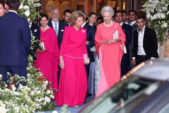 Mariage de la princesse Theodora de Grèce et Matthew Kumar en la cathédrale de l'Annonciation à Athènes le 28 septembre 2024 La reine Sofia et la princesse Benedicta de Danemark quittent la cathédrale de l'Annonciation de Sainte-Marie où elles ont assisté au mariage de Théodora de Grèce et de Matthew Kumar, le 28 septembre 2024, à Athènes (Grèce). MARIAGE José Ruiz / Europa Press 28/09/2024