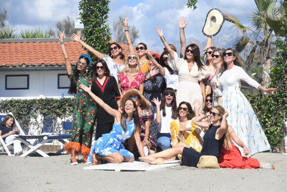 A la station balnéaire familiale, La Romanina, Gigi Buffon et Ilaria D'amico fêtent leur mariage au bord de la mer avec des invités VIP et des amis.