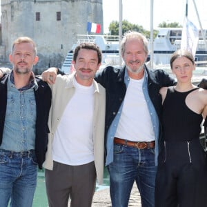 Un acteur de Fortune de France issu d'une grande famille de cinéma

Blandine Bellavoir, Nicolas Duvauchelle, Guillaume Gouix, Christopher Thompson, Lucie Debay, Antoine Gouy - Photocall du film en compétition "Fortune de France" lors de la 26ème Edition du Festival de la Fiction de La Rochelle. © Patrick Bernard / Bestimage