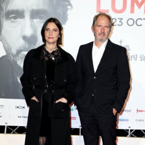 La mère du jeune acteur de 22 ans est Géraldine Pailhas 

Géraldine Pailhas et son mari Christopher Thompson - Photocall lors de la cérémonie d'ouverture de la 14ème édition du Festival Lumière 2022 à la Halle Tony Garnier à Lyon le 15 octobre 2022. © Domnique Jacovides / Bestimage