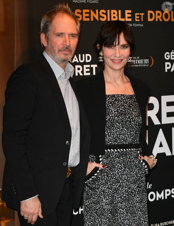 Christopher Thompson et sa femme Géraldine Pailhas - Avant première du film " Tendre et Saignant" à l'UGC Bercy à Paris le 10 janvier 2022. © Veeren/Bestimage