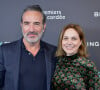 Jean Dujardin au concert de Mylène Farmer sans Nathalie Péchalat
 
Jean Dujardin et sa femme Nathalie Péchalat (nouvelle présidente de l'association "Premiers de Cordée") - Dîner de charité Breitling à la Samaritaine pour l'association "Premiers de Cordée" à Paris. © Rachid Bellak/Bestimage