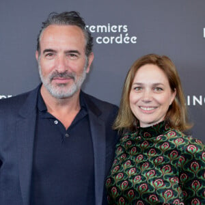 Jean Dujardin au concert de Mylène Farmer sans Nathalie Péchalat
 
Jean Dujardin et sa femme Nathalie Péchalat (nouvelle présidente de l'association "Premiers de Cordée") - Dîner de charité Breitling à la Samaritaine pour l'association "Premiers de Cordée" à Paris. © Rachid Bellak/Bestimage