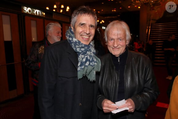 Exclusif - Julien Clerc et Dave - Célébrités au Concert de Robert Charlebois, « Robert en CharleboisScope » au Grand Rex à Paris France, le 1er Avril 2023. © Bertrand Rindoff / Bestimage