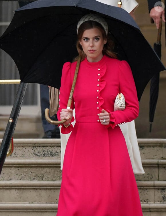 La princesse Beatrice d'York lors de la "Garden Party du Souverain" au palais de Buckingham à Londres, le 21 mai 2024.