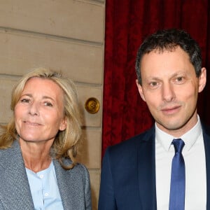 Claire Chazal et Marc-Olivier Fogiel lors de l'élévation de L. Renaud au rang de grand-croix de l'ordre national du Mérite, au Palais de l'Elysée à Paris, le 23 mars 2017. © Guirec Coadic/Bestimage 