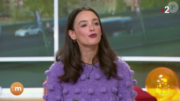 Charlotte Le Bon interviewée par Julien Arnaud et Flavie Flament dans Télématin, le lundi 7 octobre