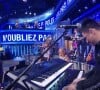 Olivier Reine s'illustre dans "N'oubliez pas les paroles" en tant que pianiste
Olivier Reine sur le plateau de "N'oubliez pas les paroles"