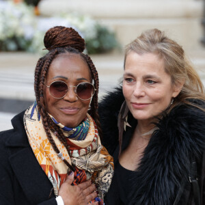 Mimi Felixine et Sophie Duez - Les obsèques de Michel Blanc, le jeudi 10 octobre 2024 à l'église Saint-Eustache, à Paris