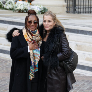 Mimi Felixine et Sophie Duez - Les obsèques de Michel Blanc, le jeudi 10 octobre 2024 à l'église Saint-Eustache, à Paris