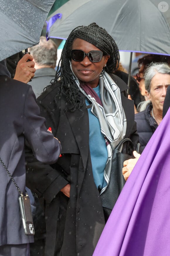 Ramatoulaye Diop, la compagne du défunt - Obsèques de Michel Blanc en l'église Saint-Eustache à Paris, le 10 octobre 2024. © Moreau / Jacovides / Bestimage 