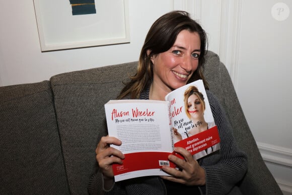 Anaïs Croze - Soirée pour la sortie du livre d'Alison Wheeler "Ma vie est mieux que la vôtre" à l'Hôtel Vernet à Paris, le 12 novembre 2019. © Cédric Perrin/Bestimage