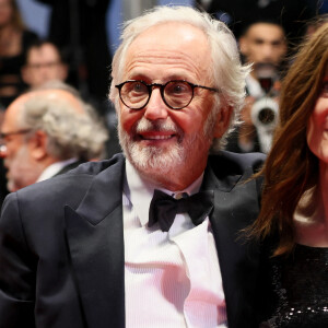 Fabrice Luchini - Descente des marches du film " Marcello Mio " lors du 77ème Festival International du Film de Cannes, au Palais des Festivals à Cannes. Le 21 mai 2024 © Christophe Clovis / Bestimage 