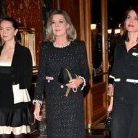 Caroline de Monaco avec ses filles Charlotte Casiraghi et Alexandra de Hanovre, un trio assorti et complice