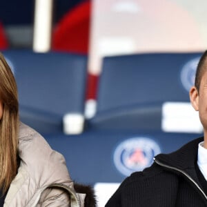 David Trezeguet assiste au match de football de la Première Ligue française, Paris Saint-Germain vs Toulouse au stade du Parc des Princes à Paris, France, le 21 février 2015. Photo par Laurent Zabulon/ABACAPRESS.COM