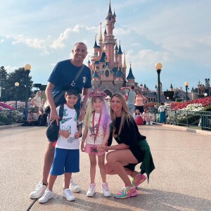 David Trézeguet avec son fils et sa nouvelle compagne.