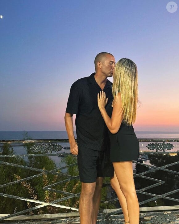 David Trézeguet avec son fils et sa nouvelle compagne.