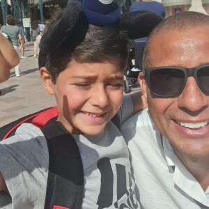 Au centre de cette controverse, leur fils de 7 ans dont elle a la garde...David Trézeguet et son fils