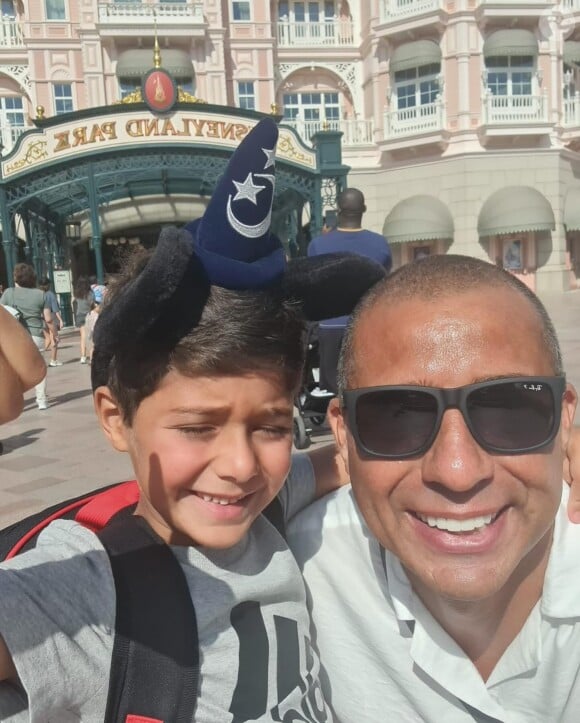 Au centre de cette controverse, leur fils de 7 ans dont elle a la garde...David Trézeguet et son fils