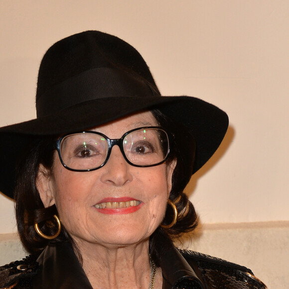 À l'occasion de son 90ème anniversaire, la chanteuse accorde une interview exclusive au "Parisien", ce samedi 12 octobre 2024...
Nana Mouskouri vend ses robes de créateurs aux enchères au profit de la Fondation des Hôpitaux - Nana Mouskouri lors du photocall du dernier défilé de mode Haute-Couture printemps-été 2020 "Jean-Paul Gaultier" au théâtre du Châtelet à Paris, France, le 22 janvier 2020. © Veeren-Clovis/Bestimage 