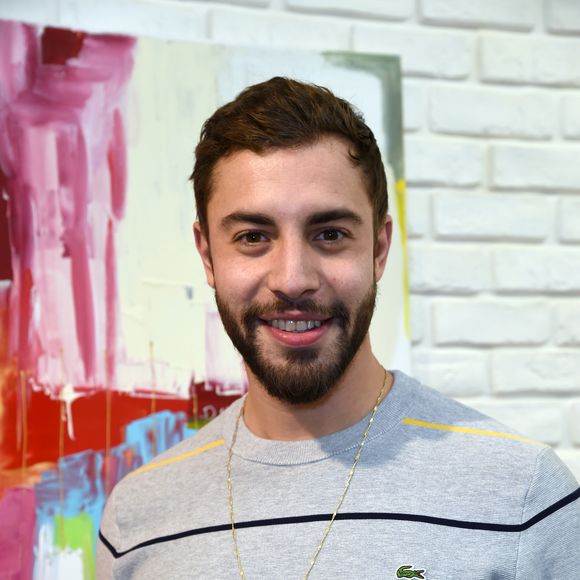 Ils se trouvent dans le Morbihan à la recherche de leur future maison.
Marwan Berreni au vernissage de l'exposition "Au Coeur Des Villes" de l'artiste C.Faindt au Louvre Factory à Paris le 4 février 2019