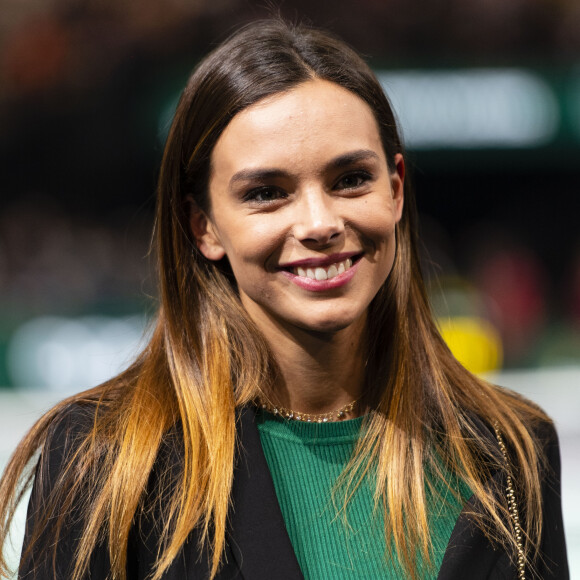 Plus de dix ans après avoir été élue Miss France, Marine Lorphelin en a fait du chemin.
Marine Lorphelin (ancienne Miss France) assiste au match "Rafael Nadal - Adrian Mannarino" lors du tournoi Rolex Paris Masters. © Perusseau-Veeren/Bestimage