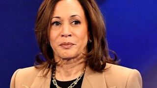 Kamala Harris : Douglas, son mari infidèle, a fait un enfant à la nounou de sa fille !