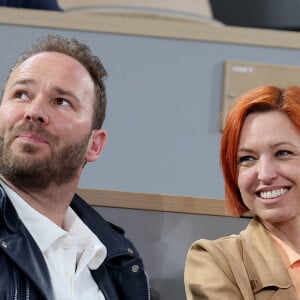 Natasha St-Pier et son compagnon Vincent Bidal dans les tribunes lors des Internationaux de France de tennis de Roland Garros 2024 à Paris, France, le 28 mai 2024. © Jacovides-Moreau/Bestimage