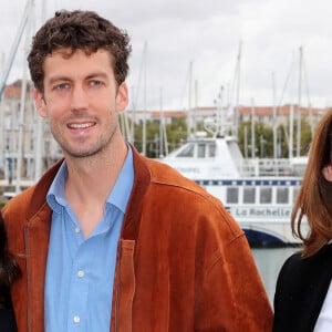 Anaide Rozam, Mael Besnard et Doria Tillier - Photocall du film "Iris", en compétition, lors de la 26ème Edition du Festival de la Fiction de La Rochelle. Le 11 septembre 2024 © Patrick Bernard / Bestimage