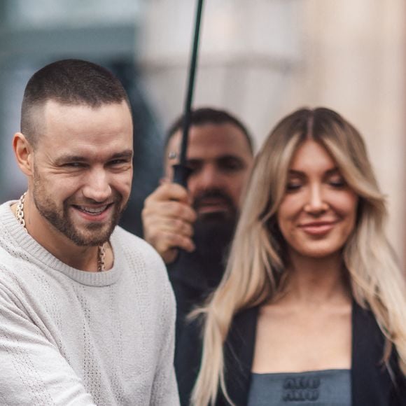 Le 18 octobre, sa moitié a pris la parole pour la première fois depuis le décès...
Liam Payne et sa compagne Kate Cassidy à la sortie de l'hôtel La Réserve lors de la mode femme automne / hiver 2024-2025 lors de la Fashion Week de Paris (PFW), à Paris, France, le 2 mars 2024. 
