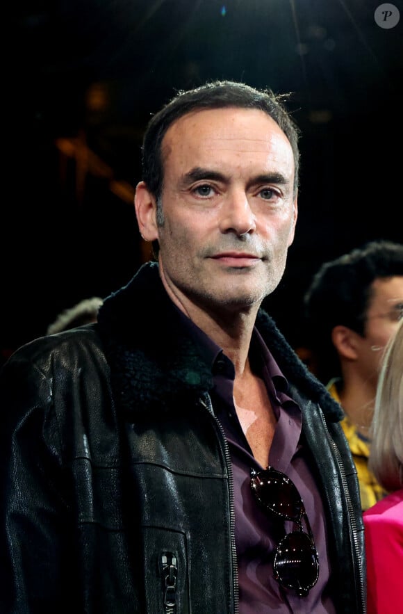 Anthony Delon - Pour la séance de clôture de la 16ème édition du Festival Lumière de Lyon, un hommage tout particulier a été rendu à l'acteur Alain Delon en projetant "Plein Soleil" de René Clément. Pour l'occasion Vincent Lindon a prononcé un discours en présence de Anthony Delon, qui, sous le coup de l'émotion, a fondu en larmes pendant l'évocation de son père. C'est la première fois, depuis sa disparition, qu'un hommage était rendu en public à Alain Delon, au Halle Tony Garnier, à Lyon, France, le 20 octobre 2024. © Dominique Jacovides/Bestimage 