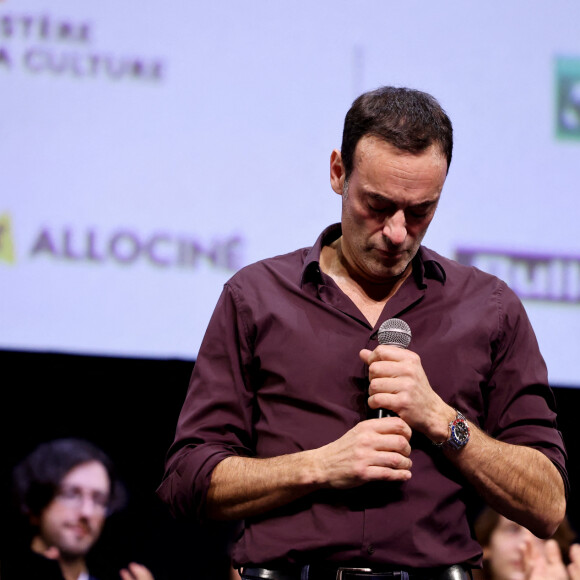Anthony Delon - Pour la séance de clôture de la 16ème édition du Festival Lumière de Lyon, un hommage tout particulier a été rendu à l'acteur Alain Delon en projetant "Plein Soleil" de René Clément. Pour l'occasion Vincent Lindon a prononcé un discours en présence de Anthony Delon, qui, sous le coup de l'émotion, a fondu en larmes pendant l'évocation de son père. C'est la première fois, depuis sa disparition, qu'un hommage était rendu en public à Alain Delon, au Halle Tony Garnier, à Lyon, France, le 20 octobre 2024. © Dominique Jacovides/Bestimage 